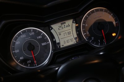 YAMAHA X-MAX 300 ปี 2021 สีแดง