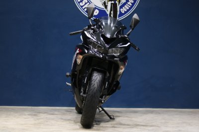 KAWAZAKI ZX-25R SE ปี 2020 สีดำ วิ่งเพียง 2,xxx