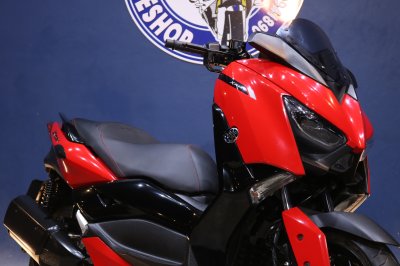 YAMAHA X-MAX 300 ปี 2022 สีแดง
