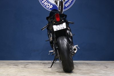 YAMAHA YZF-R7 ปี 2023 สีดำ วิ่งเพียง 2,3xx