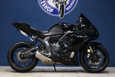 YAMAHA YZF-R7 ปี 2023 สีดำ วิ่งเพียง 2,3xx