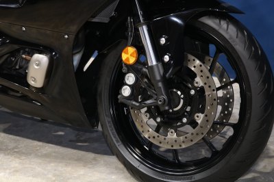 YAMAHA YZF-R7 ปี 2023 สีดำ วิ่งเพียง 2,3xx