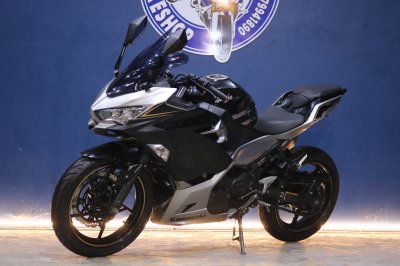 KAWASAKI NINJA 400 ปี 2019 เทา ดำ