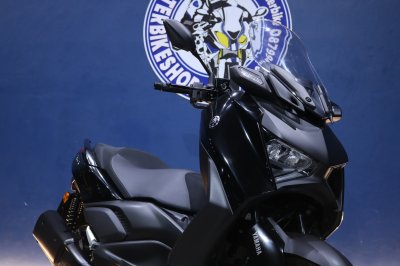 YAMAHA X-MAX 300 ปี 2024 ดำ