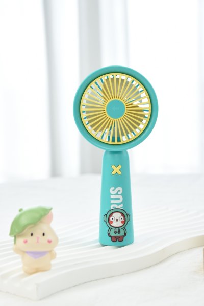 Moov FAN01 พัดลมพกพา USB พัดลมมือถือ แรงลม 3 ระดับ
