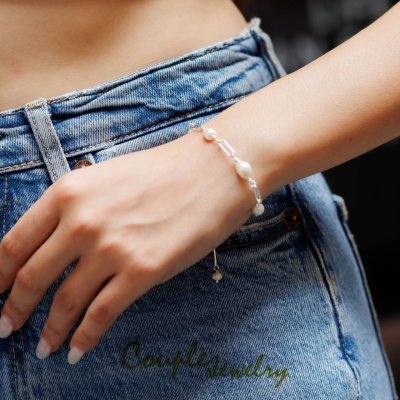 Vera bracelet ( Silver color)