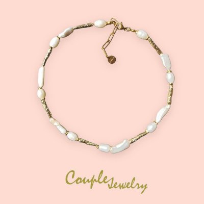 Baroque pearl necklace