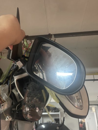 กระจกมองข้างW205