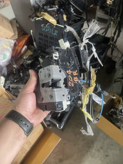 ล็อกประตูW204