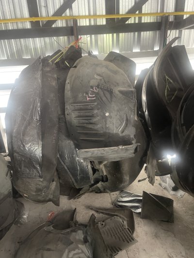 แผ่นปิดซุ้มล้อเบนซ์ทุกรุ่น
