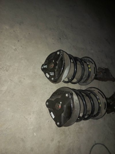 โช็คหน้า W207