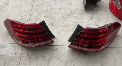 ไฟท้าย W212