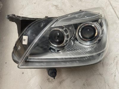 ไฟหน้าR172