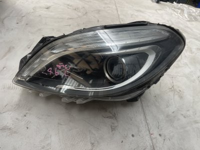 ไฟหน้าW246