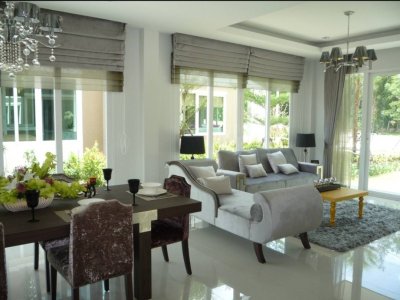 ผ้าม่านพับ ROMAN BLINDS