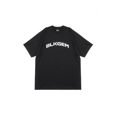 "BLKGEM" CURVY WHITE LOGO  TEE - BLK