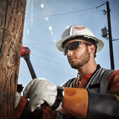 Milwaukee รุ่น 48-73-2025A แว่นตาเซฟตี้นิรภัย เลนส์ดำ