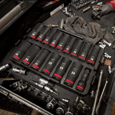 Milwaukee รุ่น 49-66-6818 ชุดลูกบล็อกกระแทก 1/2" (16 ชิ้น) พร้อมถาดรอง