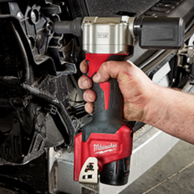 Milwaukee รุ่น M12 BPRT-0C เครื่องยิงรีเวทไร้สาย 12 โวลต์ (เครื่องเปล่า)