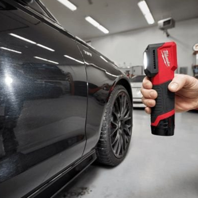 Milwaukee รุ่น M12 CML-0 ไฟส่องเทียบสีไร้สาย 12 โวลต์ (เครื่องเปล่า)