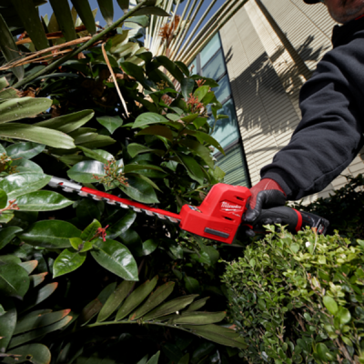 Milwaukee รุ่น M12 FHT20-0  M12 FUEL™ เครื่องตัดแต่งพุ่มไม้