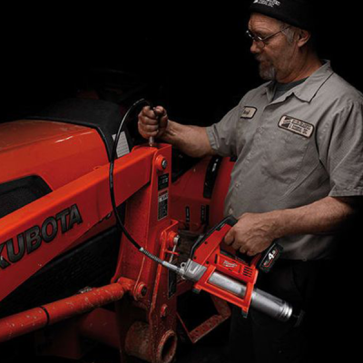 Milwaukee รุ่น M12 GG-0 เครื่องอัดจารบีไร้สาย 12 โวลต์ (เครื่องเปล่า)