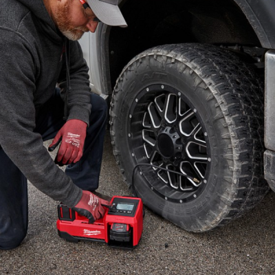 Milwaukee รุ่น M18 BI-0 เครื่องเติมลมไร้สาย 18 โวลต์