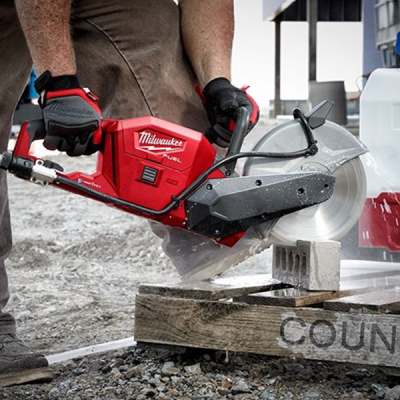 Milwaukee รุ่น M18 FCOS230-0G0 M18 FUEL™ เครื่องตัดไร้สาย 9"