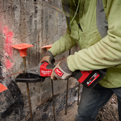 Milwaukee รุ่น M18 FRBCO32-0X0 M18 FUEL™ เครื่องตัดเหล็กเส้น