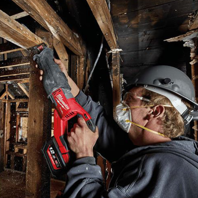 Milwaukee รุ่น M18 FSX-0C M18 FUEL™  M18 FSX-0C M18 FUEL™ เลื่อยชักอเนกประสงค์