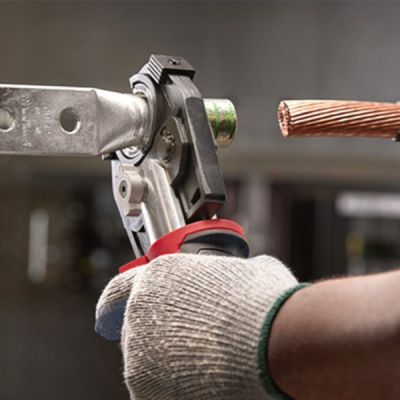 Milwaukee รุ่น M18 HCCT-0C เครื่องย้ำสายไฟไร้สาย ระบบไฮดรอลิค 6 ตัน (เครื่องเปล่า)