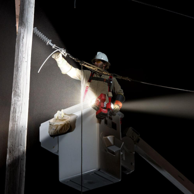 Milwaukee รุ่น M18 UBL-0 ไฟแอลอีดี บัคเก็ตไลท์ 18 โวลต์ ห้วส่องไฟ 2 หัว (เครื่องเปล่า)