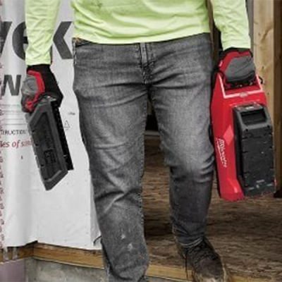 Milwaukee รุ่น MXF C แท่นชาร์จแบตเตอรี่ MXF