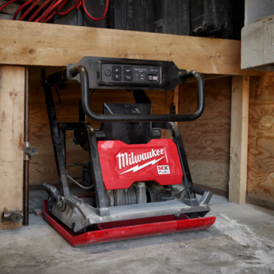 Milwaukee รุ่น MXF PC50-0 APJ MX FUEL เครื่องตบดิน