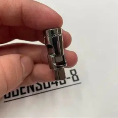 Snap-on รุ่น TMU8B ข้อต่ออ่อน (Universal Joint) ขนาดหัวขับ (Drive Size) 1/4 นิ้ว ข้อต่ออ่อน (Universal Joint) ขนาดหัวขับ (Drive Size): 1/4 นิ้ว (2 หุน)