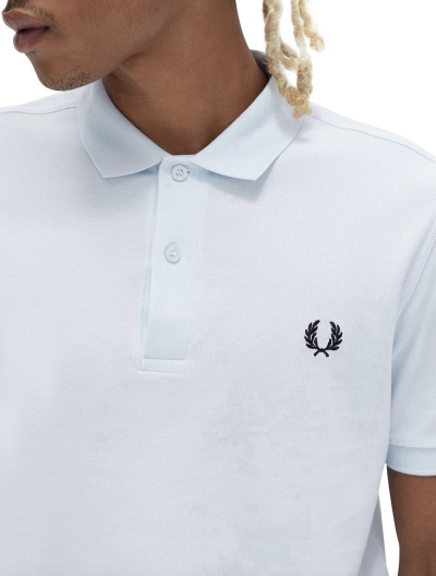 FRED PERRY POLO SHIRT M6000 IN LIGHT BLUE