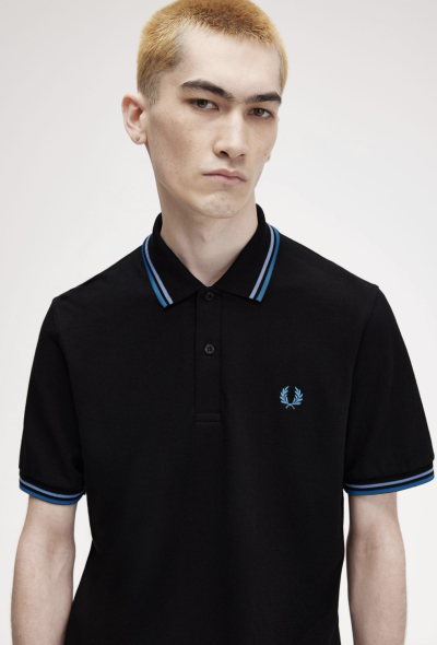 The Fred Perry Shirt Made in England (M12)