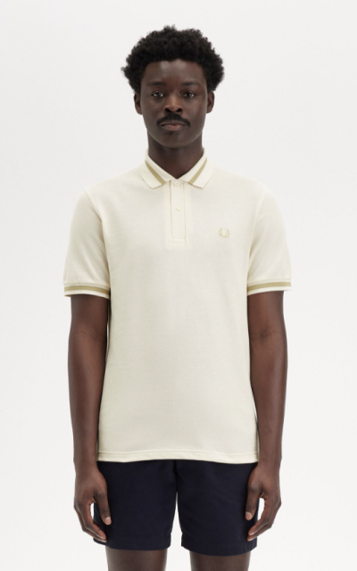 The Fred Perry Shirt Made in England (M2)