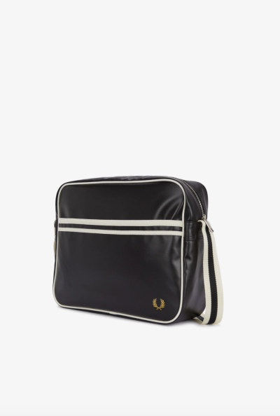 Classic Shoulder Bag