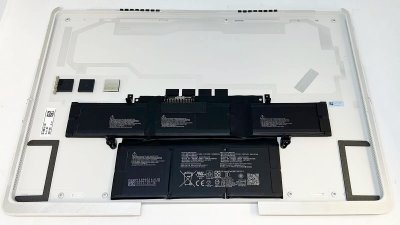 Surface Laptop Studio 1 / 2 แบตเตอรี่