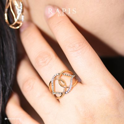 แหวนทองคำประดับเพชรแท้ ดีไซน์คลาสสิก เรียบหรูดูดี Gold Diamond Ring