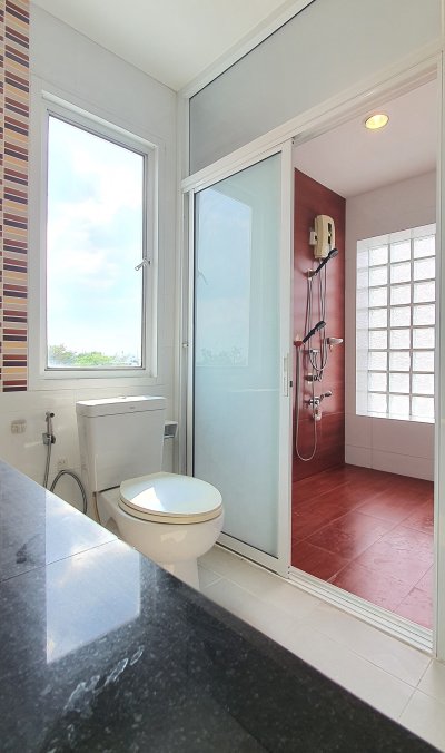 The Executive Home Office, (นวมินทร์ 70.)