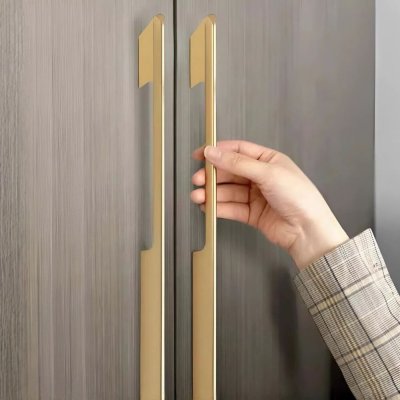 มือจับอลูมิเนียมแบบยาว 1 เมตร สำหรับตู้เสื้อผ้า/บานตู้บิ้วอินท์ PATIA