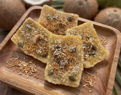 Coconut rice crackers - ข้าวตังหน้ามะพร้าว