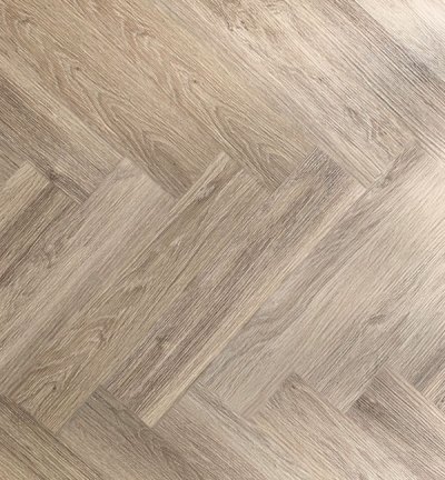 กระเบื้องไวนิล SPC รุ่น Herringbone Series ความหนา 5.5 มม. (โฟมในตัว)