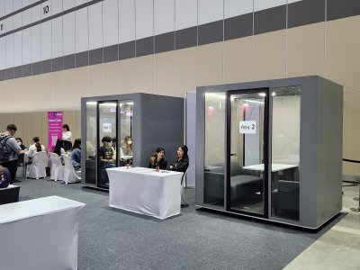 Meeting Pod ห้องเก็บเสียงสำเร็จรูป สำหรับงานอีเว้นท์