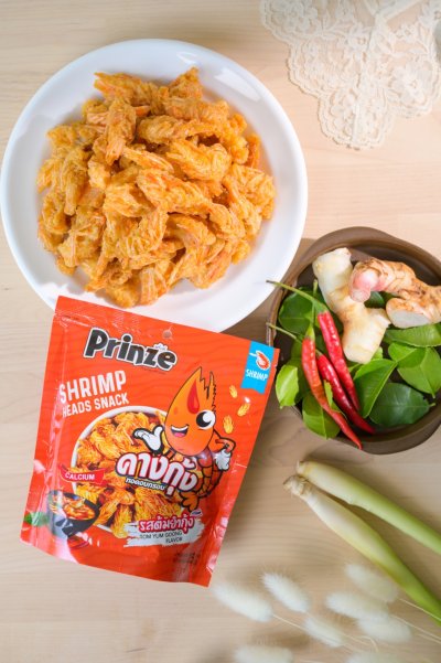 Prinze ขนมคางกุ้งอบกรอบ รสต้มยำกุ้ง (Tom Yum Goong  - 泰式酸辣口味) 25 g