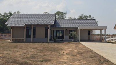 บ้านสวน สไตล์มินิมอล บนพื้นที่ 4 ไร่ 2 งาน มีบริเวณเยอะ