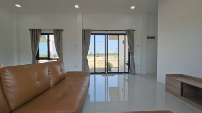 บ้านสวน สไตล์มินิมอล บนพื้นที่ 4 ไร่ 2 งาน มีบริเวณเยอะ