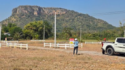 โฉนด 209 ตร.วา ติดถนน 3ด้าน สามารถซื้อสด หรือผ่อนได้